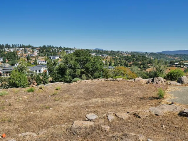 3776 Skyfarm Drive, Santa Rosa, California 95403