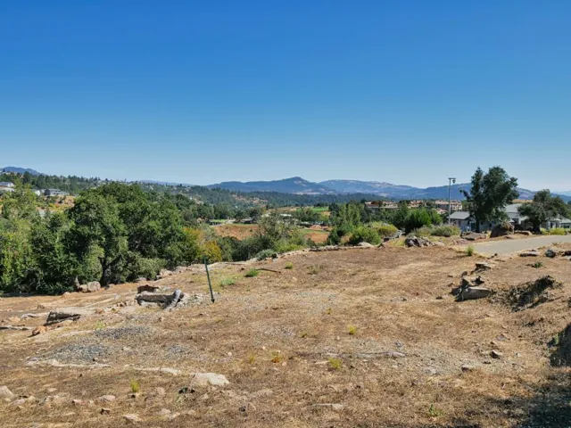 3776 Skyfarm Drive, Santa Rosa, California 95403