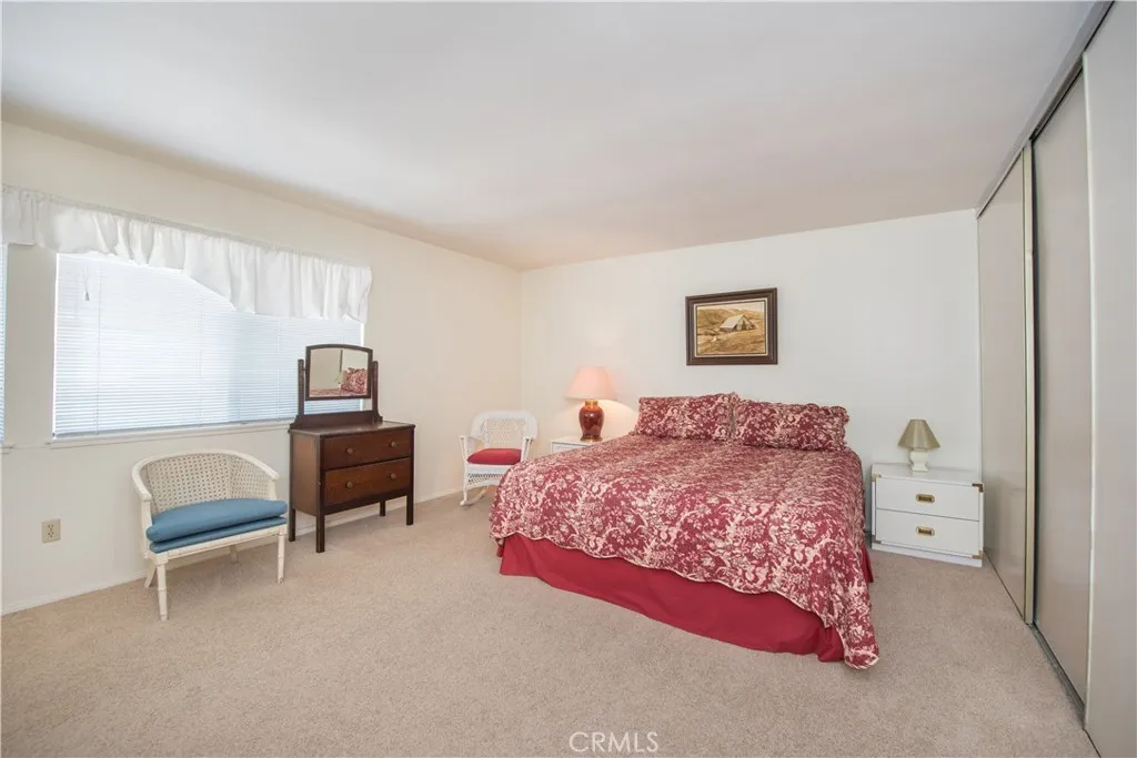 6087 Montecito Circle 4, Palm Springs, California 92264 home-pic-18