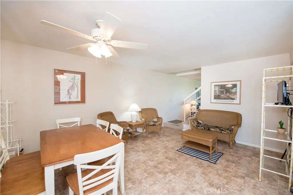6087 Montecito Circle 4, Palm Springs, California 92264 home-pic-11