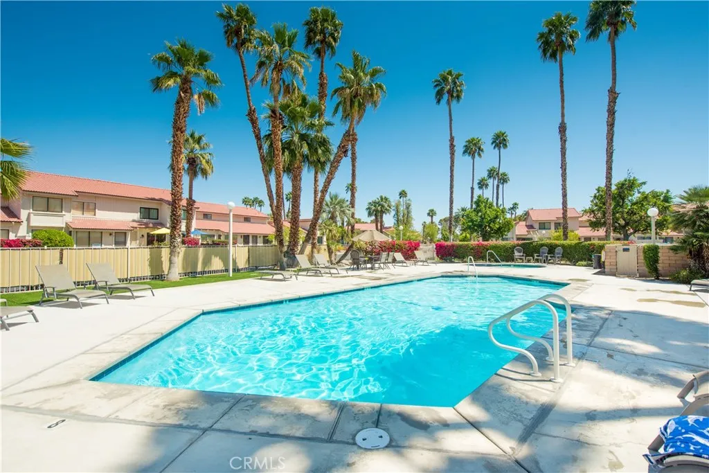 6087 Montecito Circle 4, Palm Springs, California 92264 home-pic-41