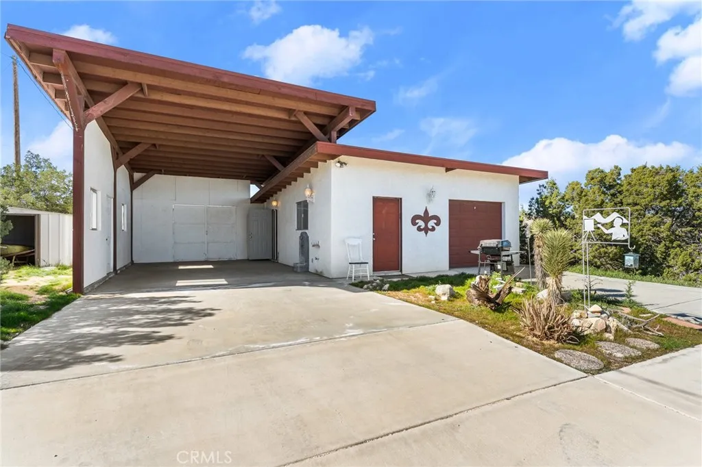 55689 Highland, Yucca Valley, California 92284 home-pic-31