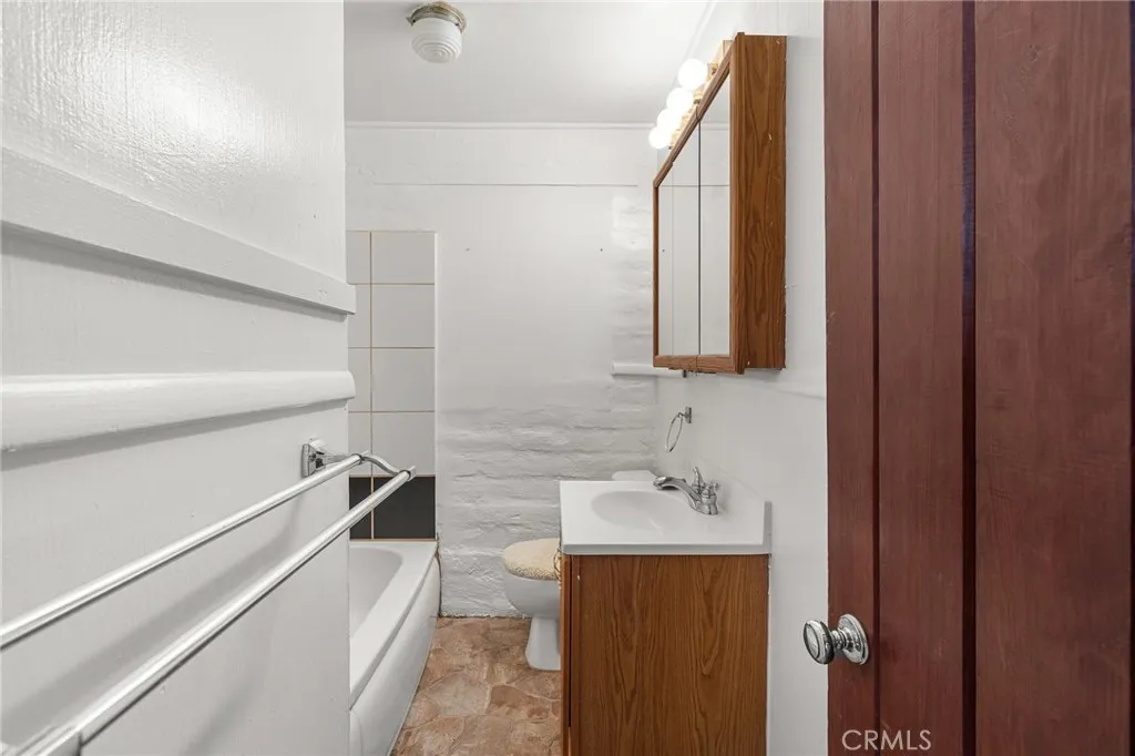 55689 Highland, Yucca Valley, California 92284 home-pic-8