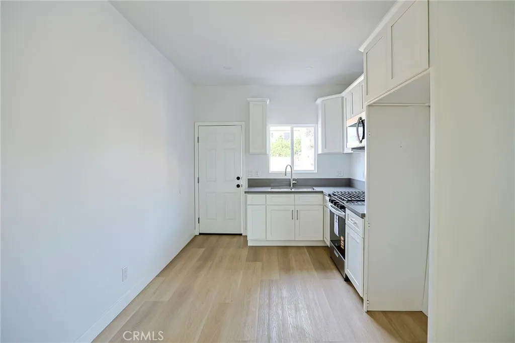 1641 E 50th, Los Angeles, California 90011 home-pic-10