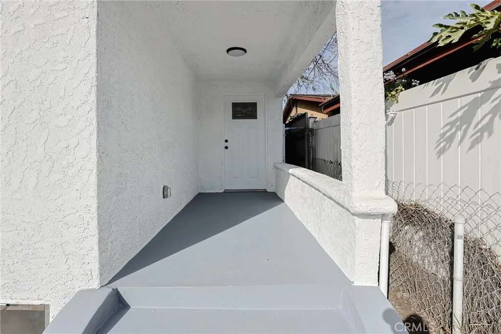 1641 E 50th, Los Angeles, California 90011 home-pic-5