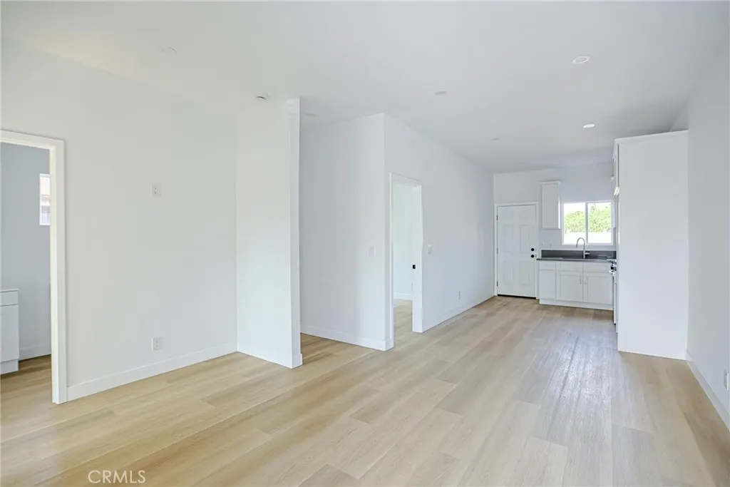 1641 E 50th, Los Angeles, California 90011 home-pic-6