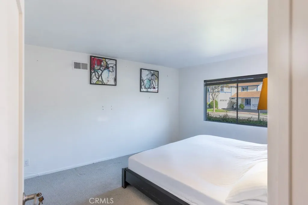 6563 Bianca, Van Nuys, California 91406 home-pic-40