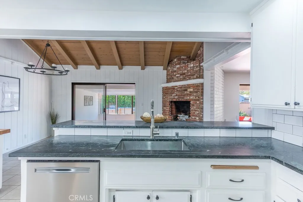 6563 Bianca, Van Nuys, California 91406 home-pic-26