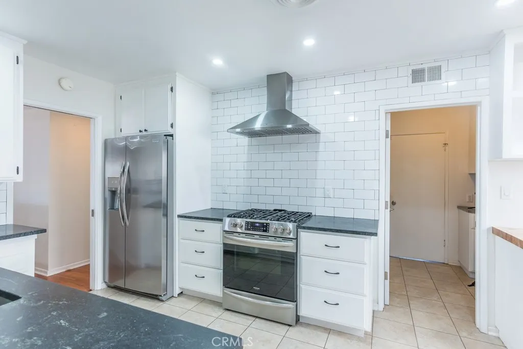 6563 Bianca, Van Nuys, California 91406 home-pic-29