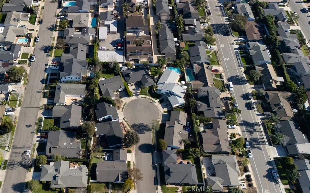 469 Lenwood Circle, Costa Mesa, California 92627 home-pic-21