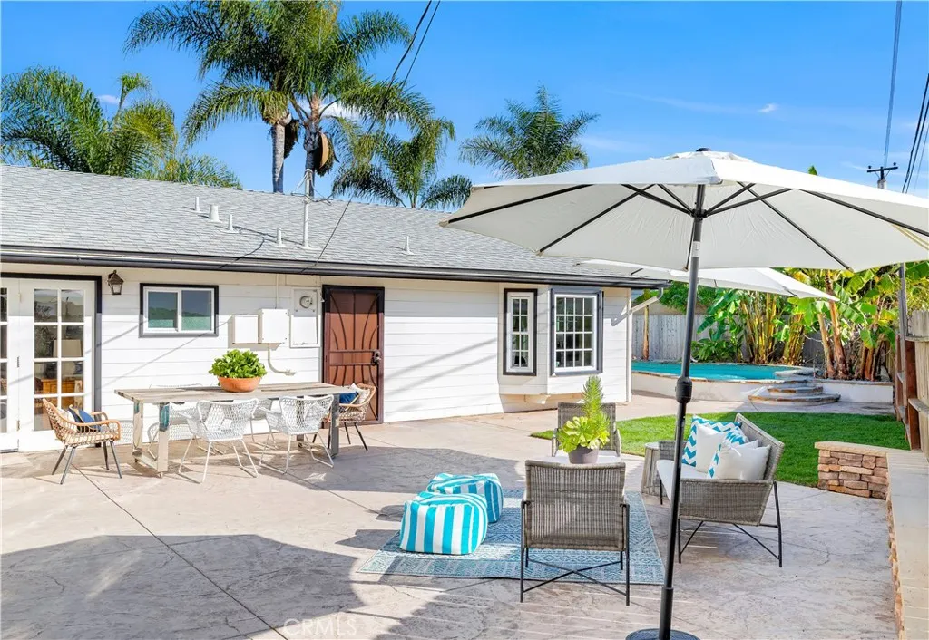 469 Lenwood Circle, Costa Mesa, California 92627 home-pic-18