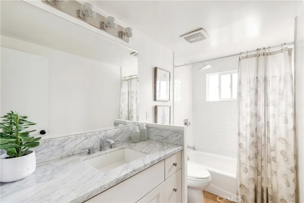 469 Lenwood Circle, Costa Mesa, California 92627 home-pic-13