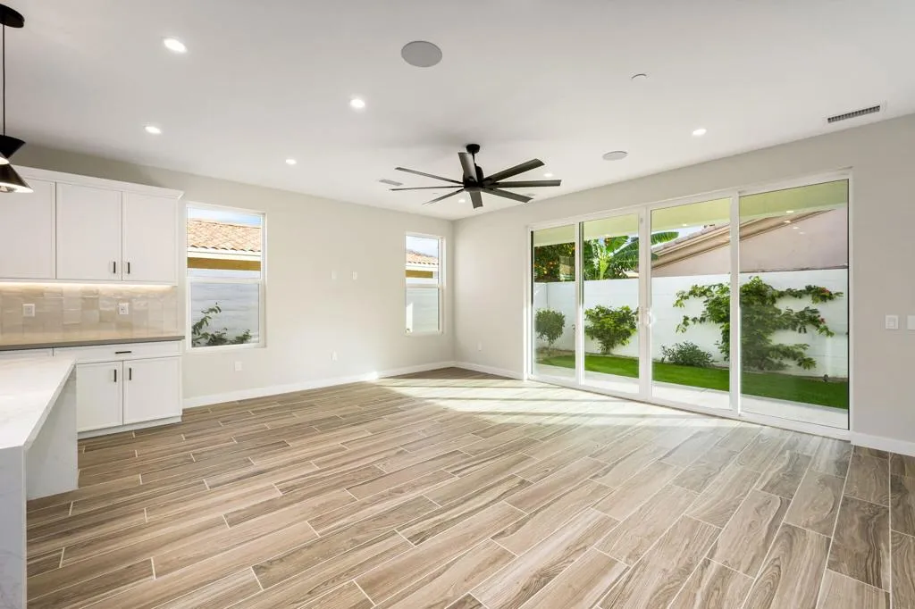 7-web-or-mls-BP_Villa_OPMG_0126_007