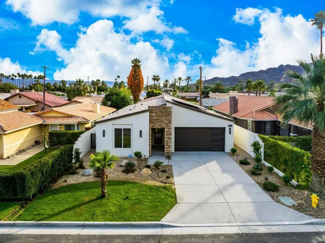 1-web-or-mls-BP_Villa_OPMG_0126_001