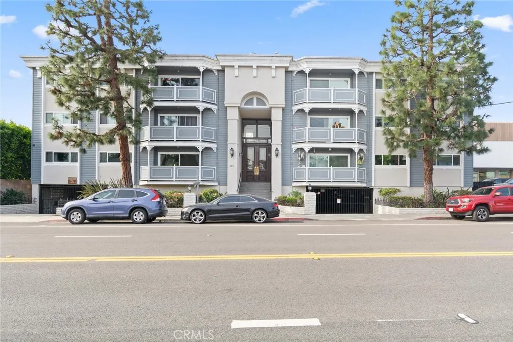 2411 Prospect 214, Hermosa Beach, California 90254 home-pic-1