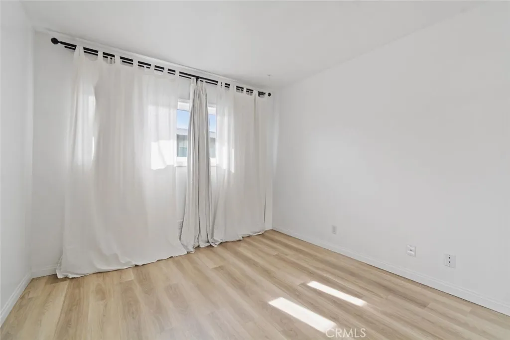 2411 Prospect 214, Hermosa Beach, California 90254 home-pic-14