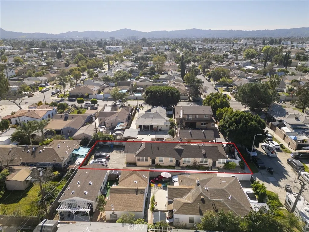 6614 Camellia Avenue, North Hollywood, California 91606 home-pic-6