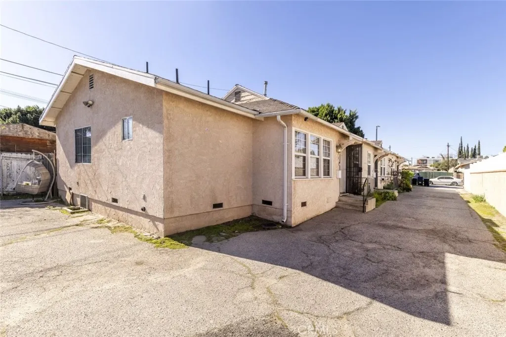 6614 Camellia Avenue, North Hollywood, California 91606 home-pic-15