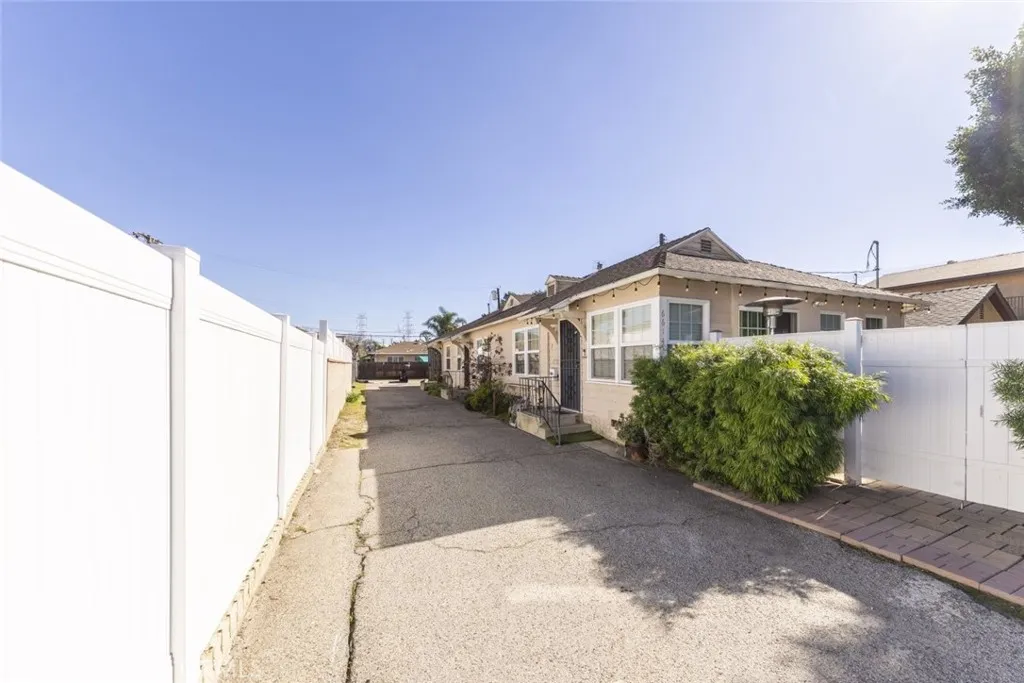 6614 Camellia Avenue, North Hollywood, California 91606 home-pic-9