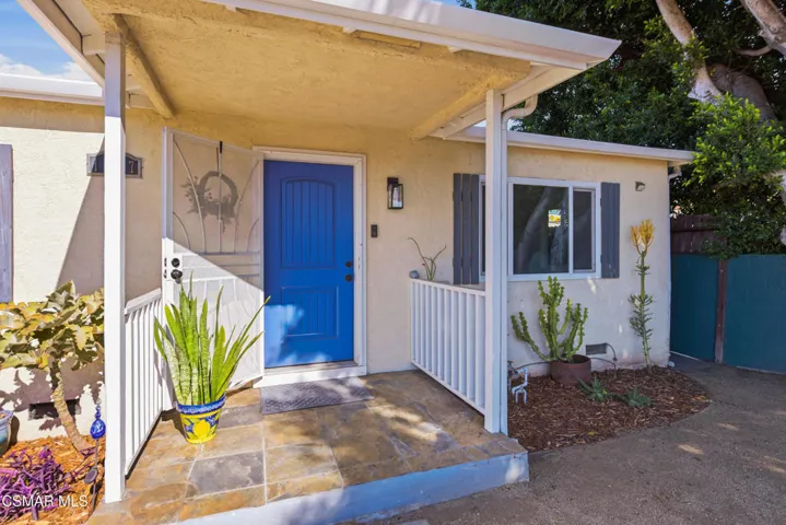 11017 Tiara St North Hollywood-7