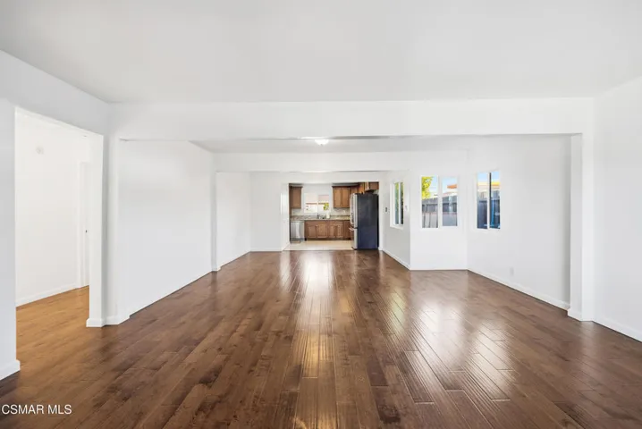 11017 Tiara St North Hollywood-11