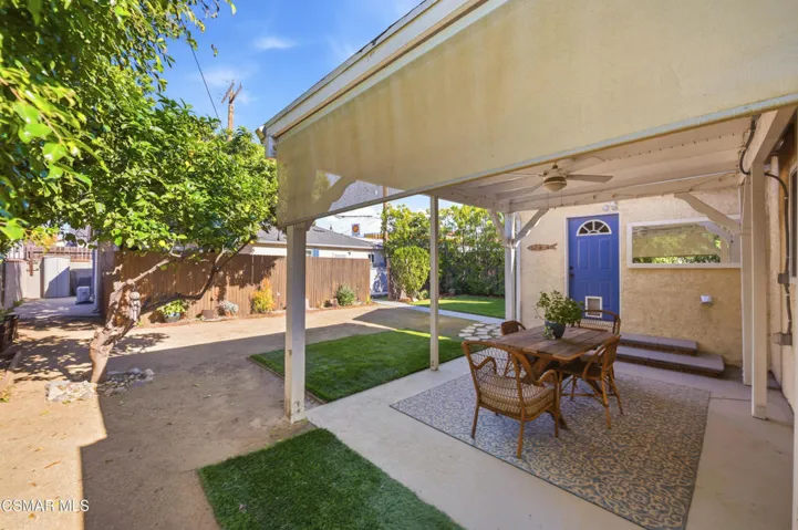 11017 Tiara St North Hollywood-30