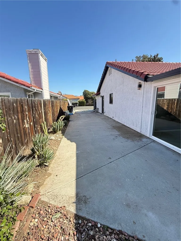 1471 S Palm, Hemet, California 92543 home-pic-25