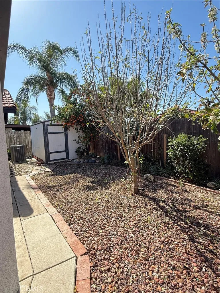 1471 S Palm, Hemet, California 92543 home-pic-22