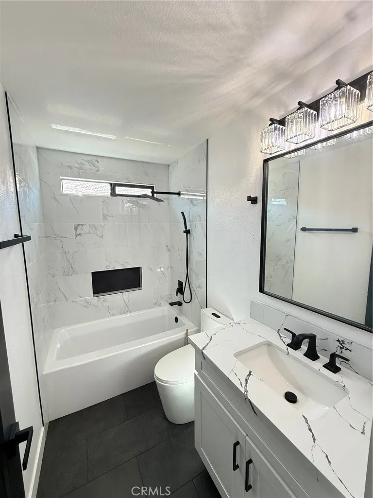 1471 S Palm, Hemet, California 92543 home-pic-2