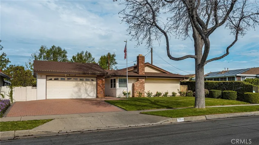 1011 E Chestnut, Orange, California 92867