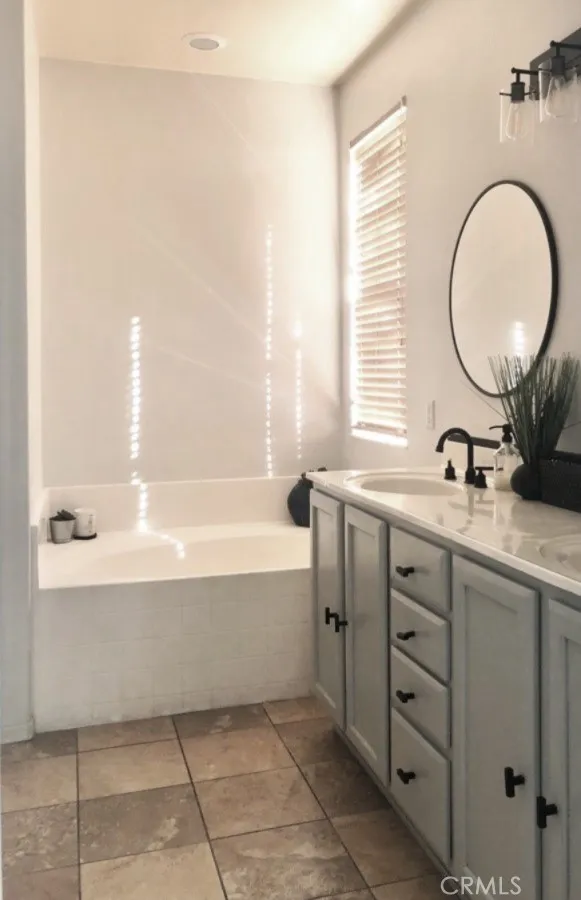 11843 Broad Oak Court, Adelanto, California 92301 home-pic-12