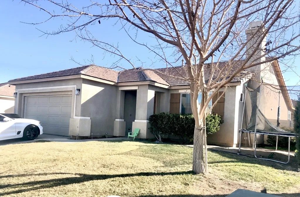 11843 Broad Oak Court, Adelanto, California 92301 home-pic-1