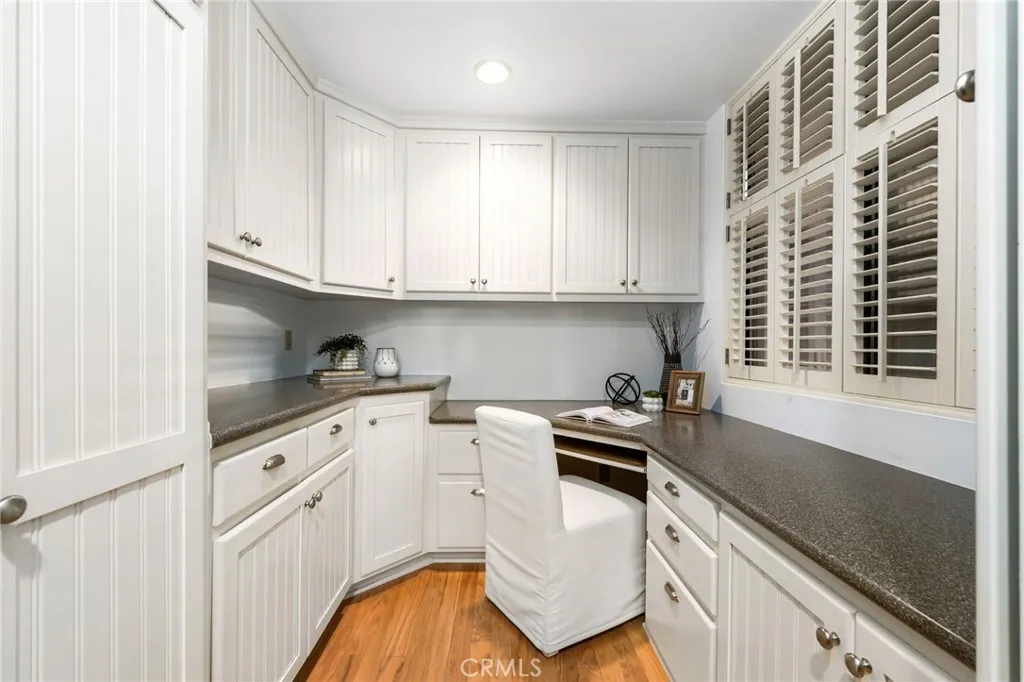 201 Bay Shore Avenue 104, Long Beach, California 90803 home-pic-7