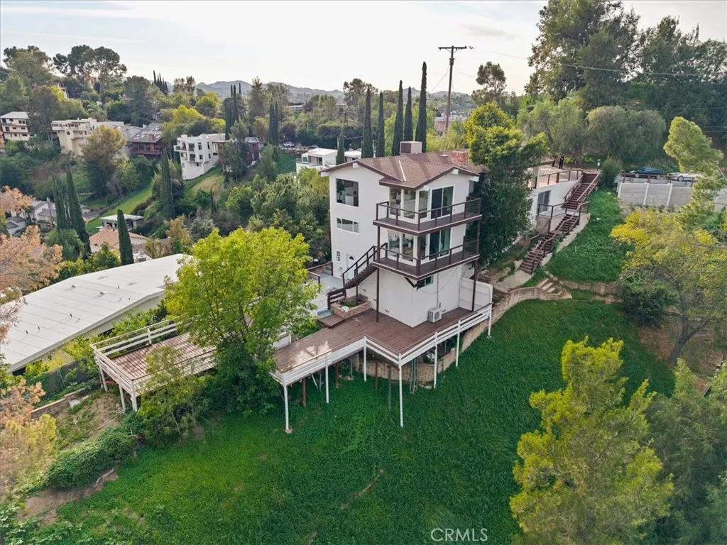 5160 Medina Road, Woodland Hills, California 91364 home-pic-45