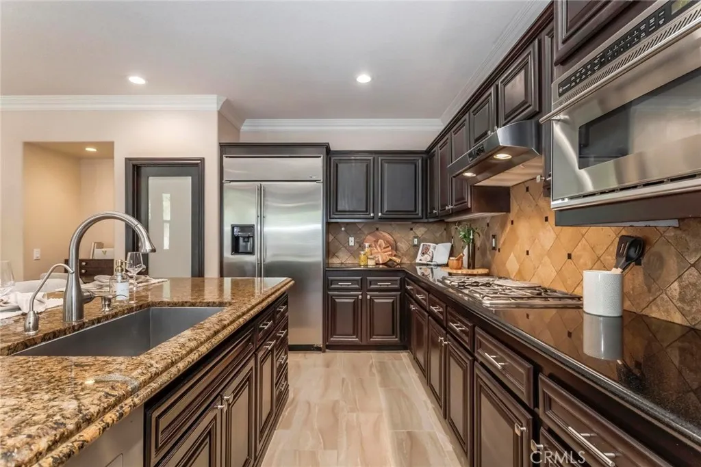 25505 Brighton Place, Stevenson Ranch, California 91381 home-pic-20