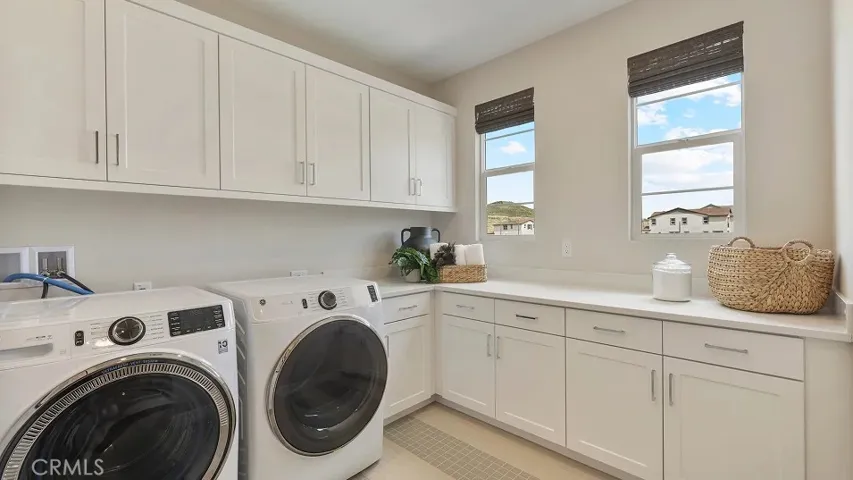 Photos shown are of model only- not actual homesite.