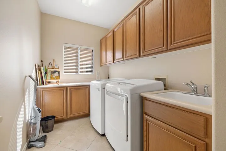 31-web-or-mls-2H8A6418