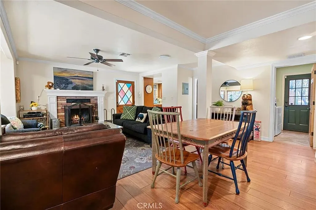933 East Lane, Big Bear City, California 92314 home-pic-2