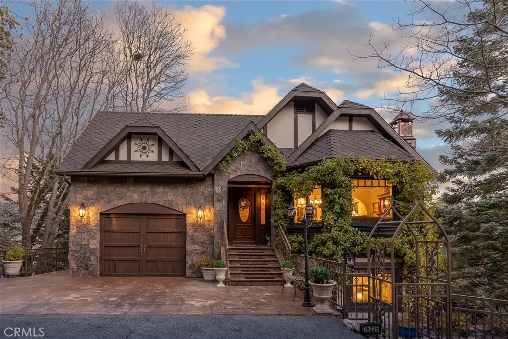 26335 Walnut Hills Drive, Lake Arrowhead, California 92352 home-pic-1