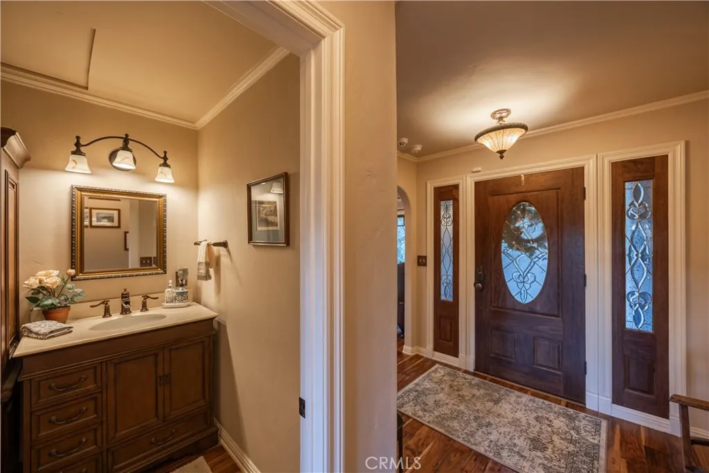 26335 Walnut Hills Drive, Lake Arrowhead, California 92352 home-pic-24