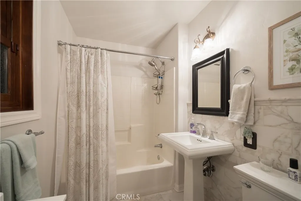 26335 Walnut Hills Drive, Lake Arrowhead, California 92352 home-pic-33