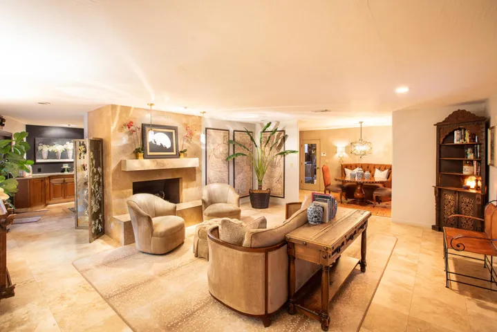 5E4AF91B-8C0B-4CA1-AC35-F2924B68367E