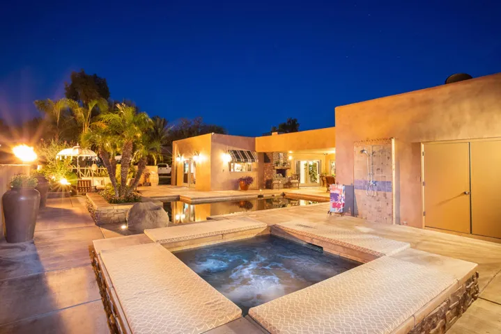 A9593BCE-7475-4948-95FE-6003A605CDC6