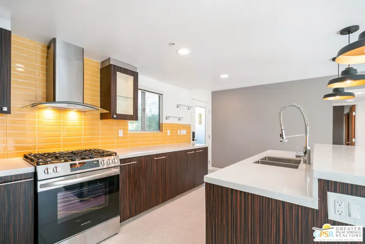 Kitchen - Unit 103 - Querencia