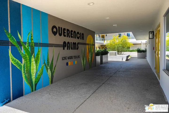 Courtyard - Querencia Palms