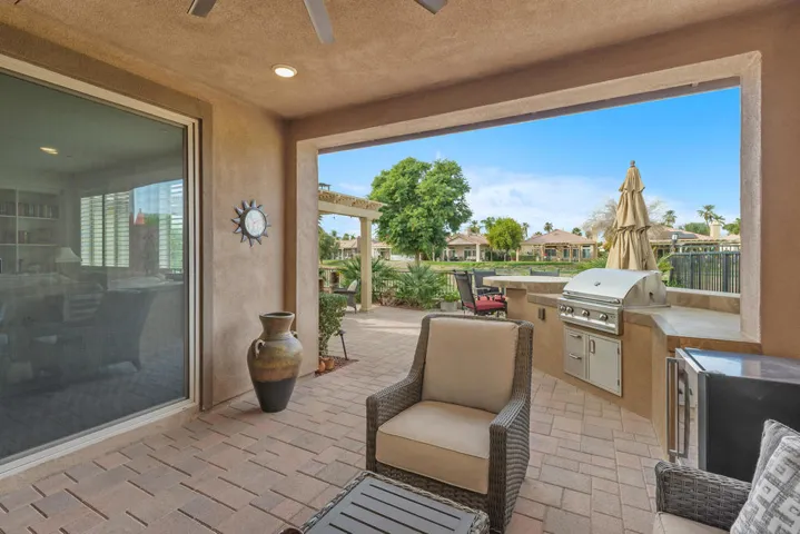 32_11985175_185680_185680-EI-132