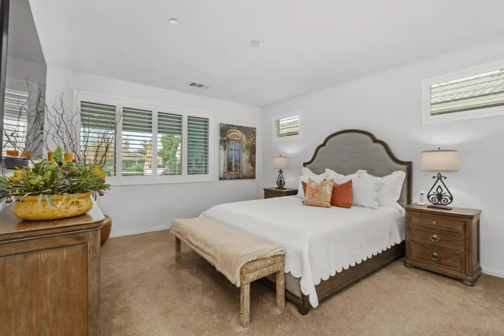 25_11985168_185680_185680-EI-125