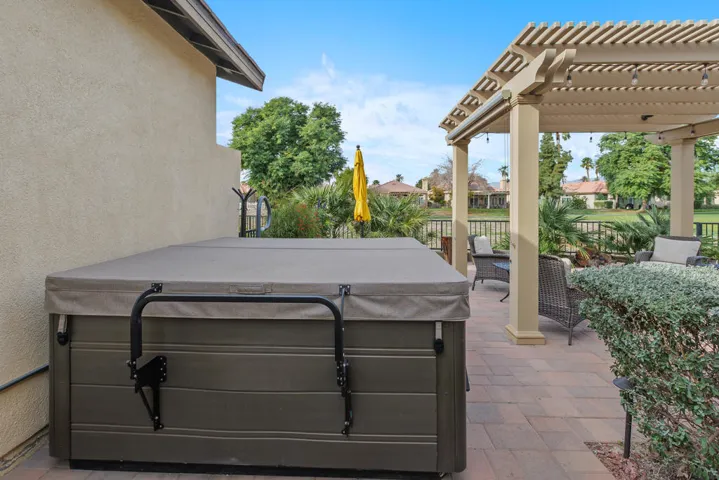 36_11985179_185680_185680-EI-136