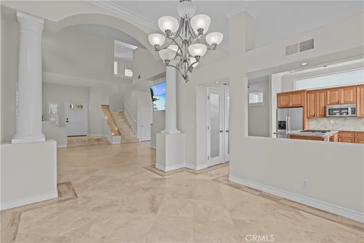 dining room off kitchen