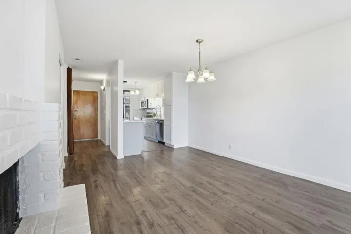 166 Kern Street 18, Salinas, California 93905